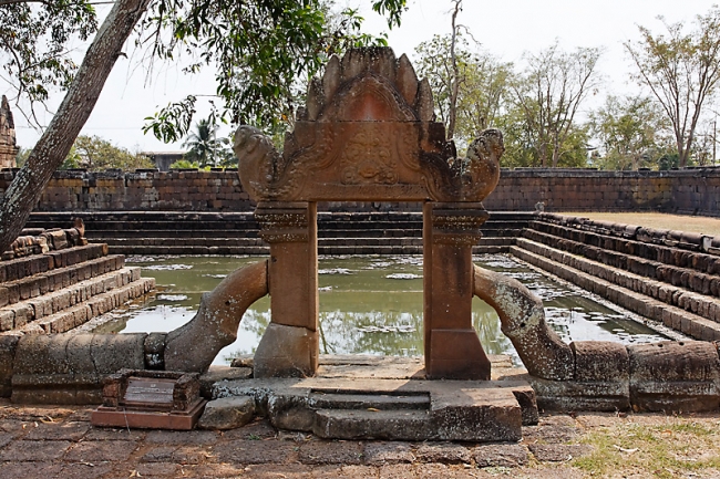 12-Prasat Muang Tam-049